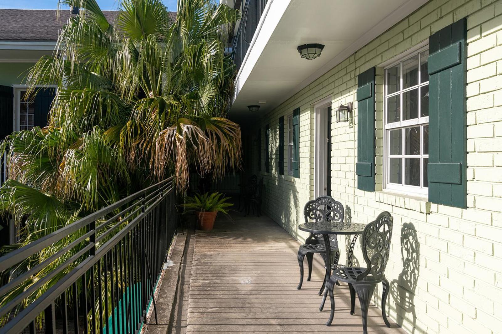 French Quarter Suites Hotel Nova Orleães Exterior foto